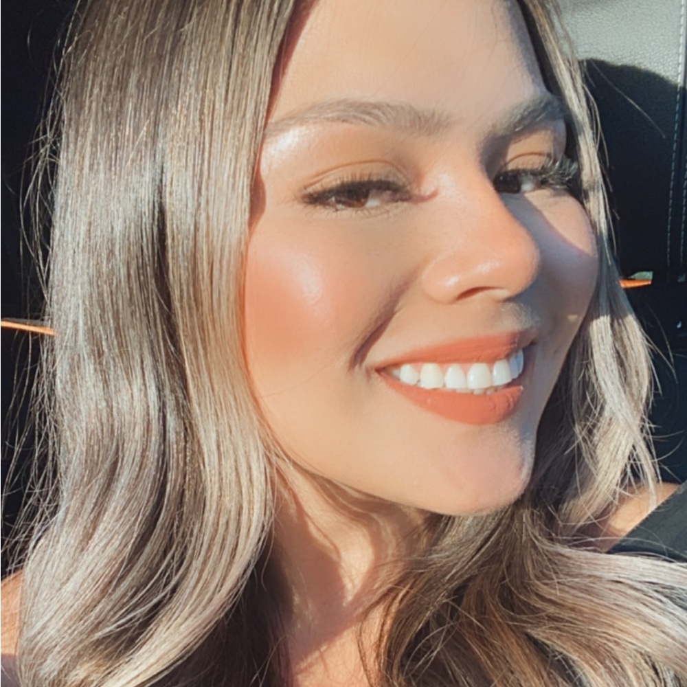 Meet your Posher, Pamela